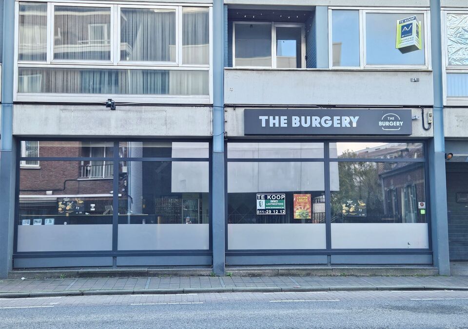 Handelsgelijkvloers te koop in GENK