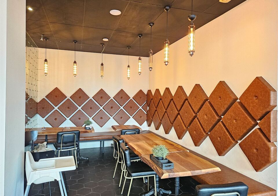 Handelsgelijkvloers te koop in GENK