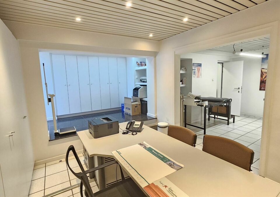 Handelspand met woonst te koop in GENK