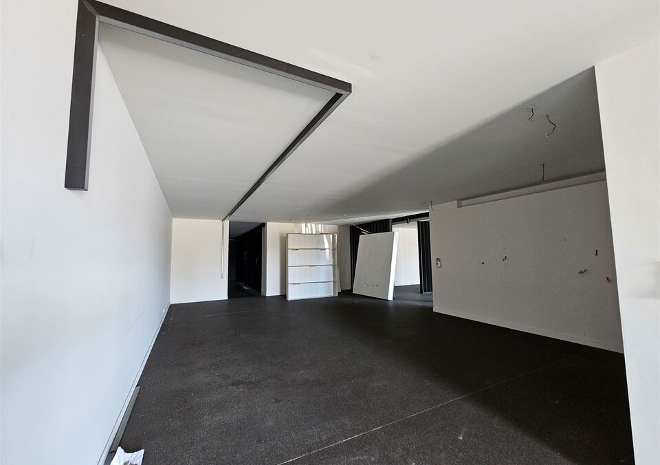 Handelspand te huur in GENK