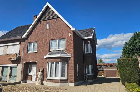 Half open bebouwing te koop in KERMT